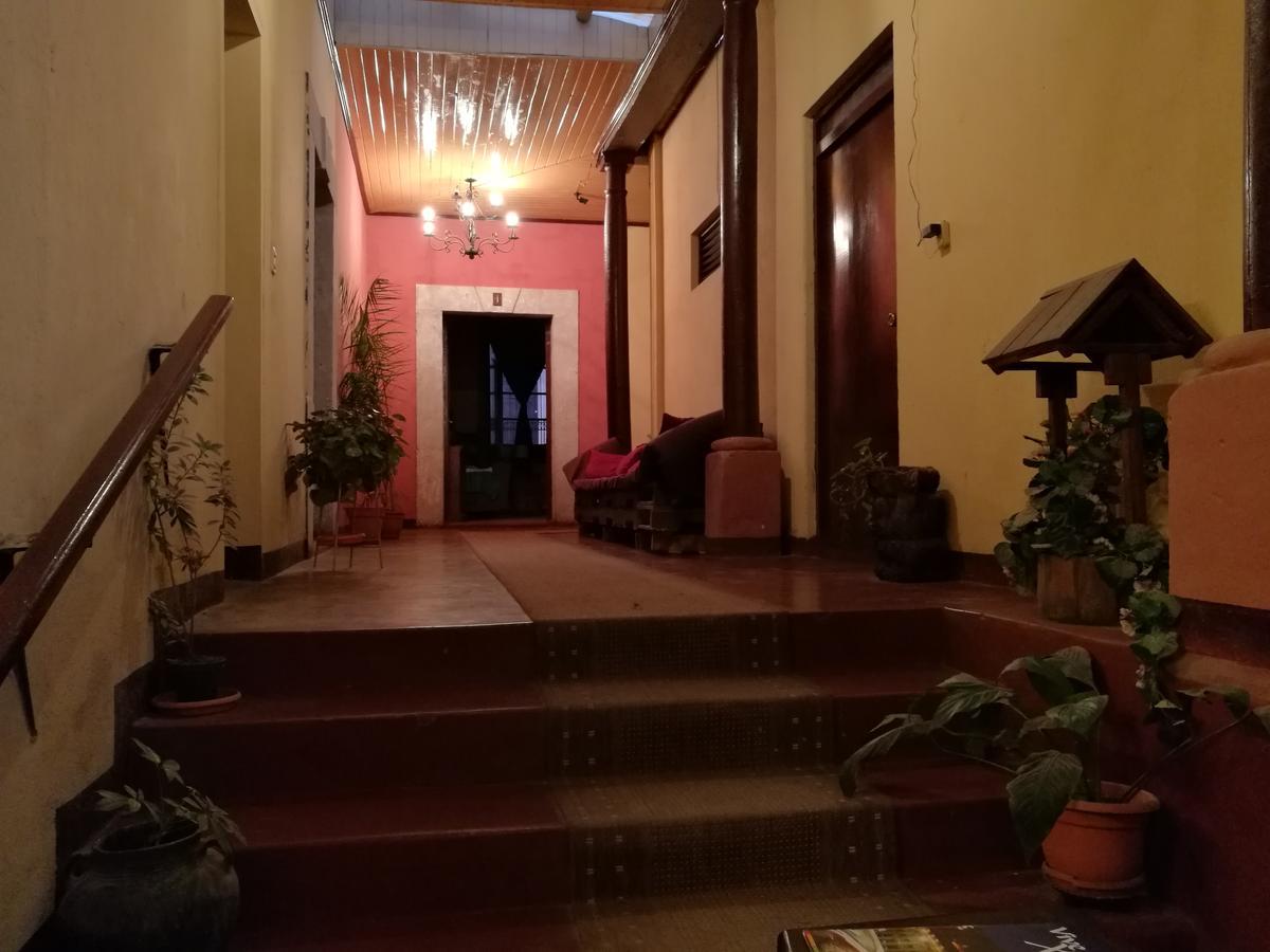 Hotel Casa Кесальтенанго Экстерьер фото